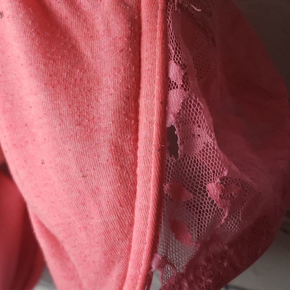 Pink Bra - Picture 4 of 6